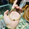 vong-tay-thach-anh-toc-vang-mix-tram-toc-hat-6mm