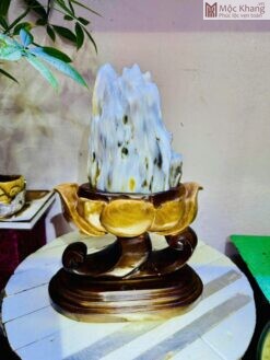 Gỗ Hóa Ngọc Tự Nhiên Cao 34(cm)