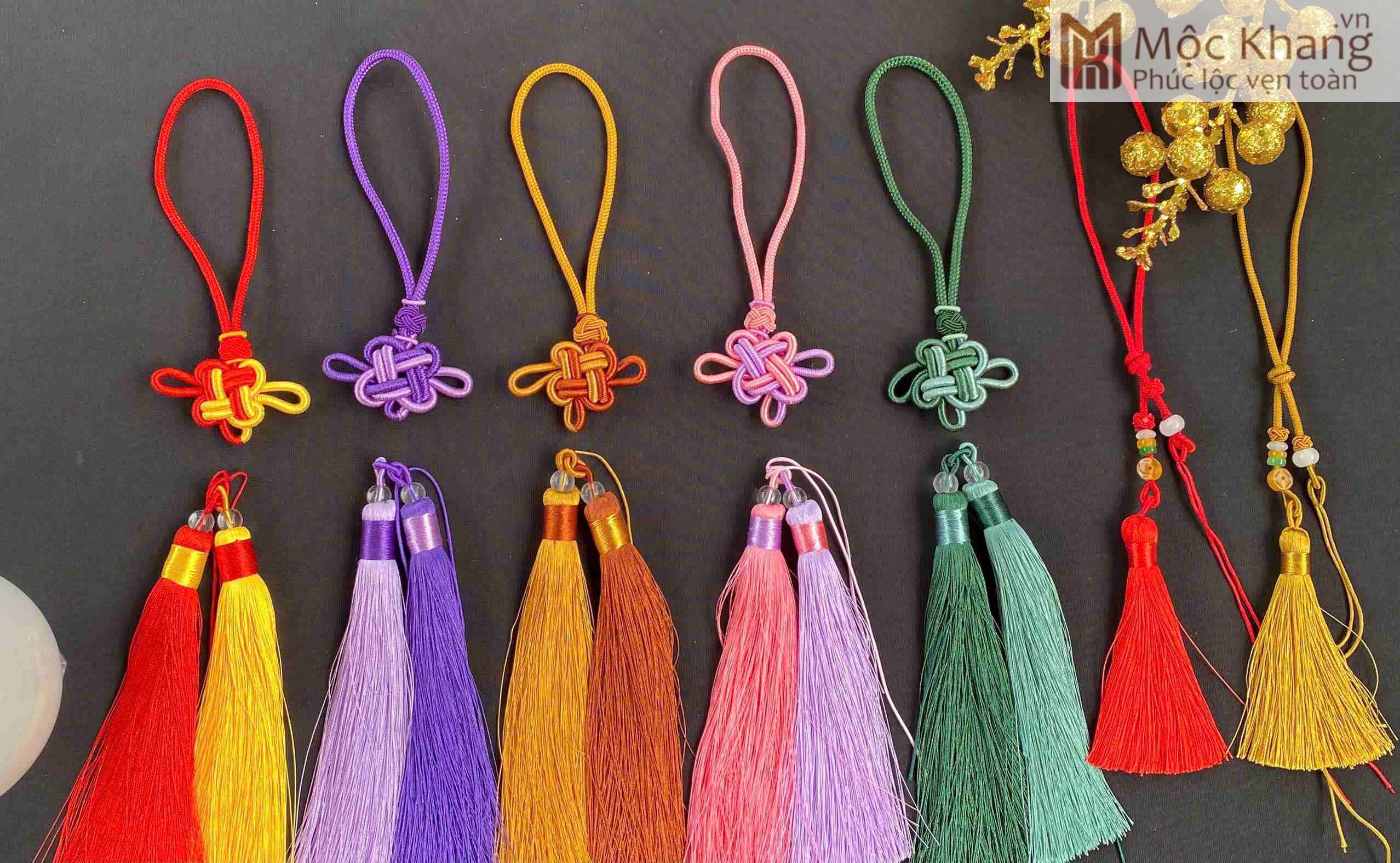 khanh-treo-xe-ky-lan-phi-thien-lam-ngoc (7) khanh-treo-xe-ky-lan-phi-thien-lam-ngoc
