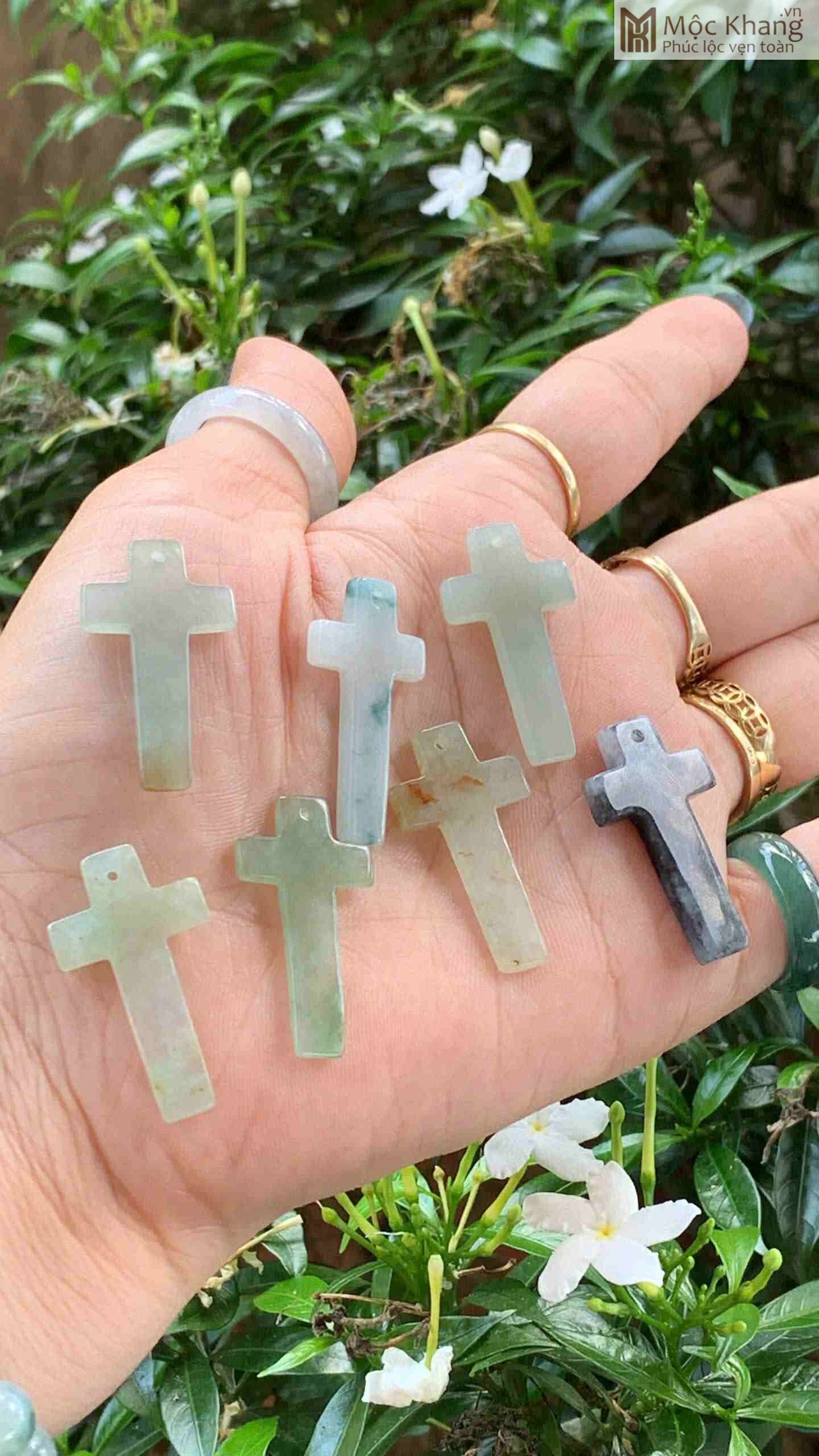 mat-day-thanh-gia-ngoc-cam-thach-cao-31-3mm (4) Mặt Dây Thánh Giá Ngọc Cẩm Thạch Cao 31.3(mm)
