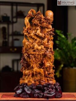 Tượng Bát Mã Du Xuân Gỗ Hoàng Đàn Cao 60 (cm)