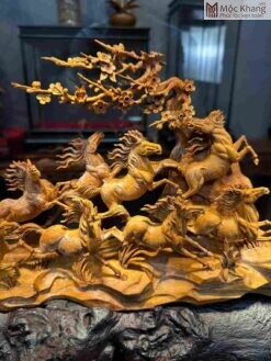 Tượng Mã Đáo Thành Công Gỗ Hoàng Đàn Ngang 52 (cm)