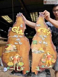 Tranh Cha Mẹ Gỗ Dổi Cao 85(cm)