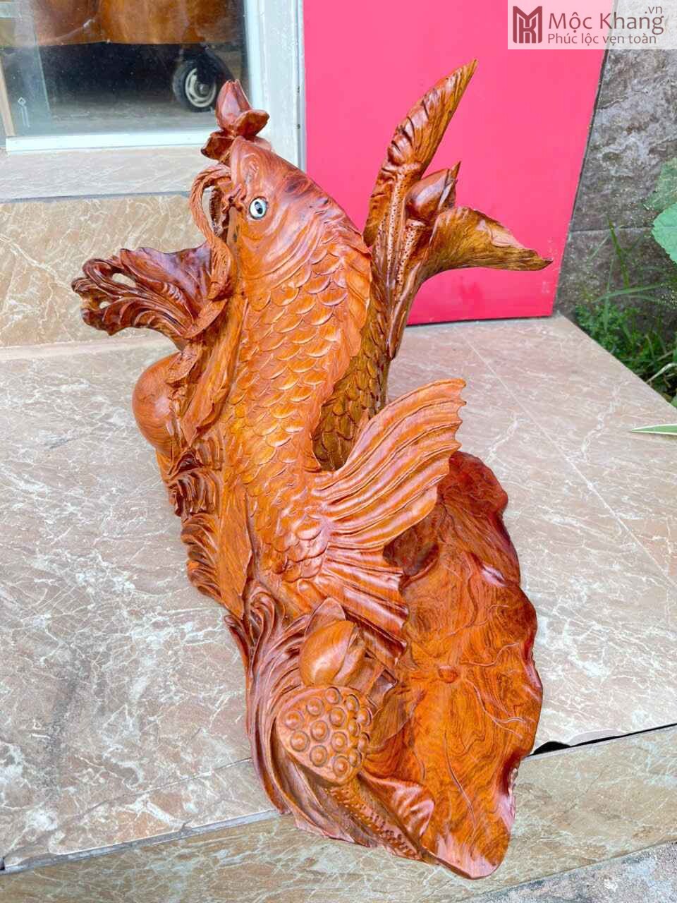 tuong-ca-chep-go-huong-ngang-55cm (1) tuong-ca-chep-go-huong-ngang-55cm