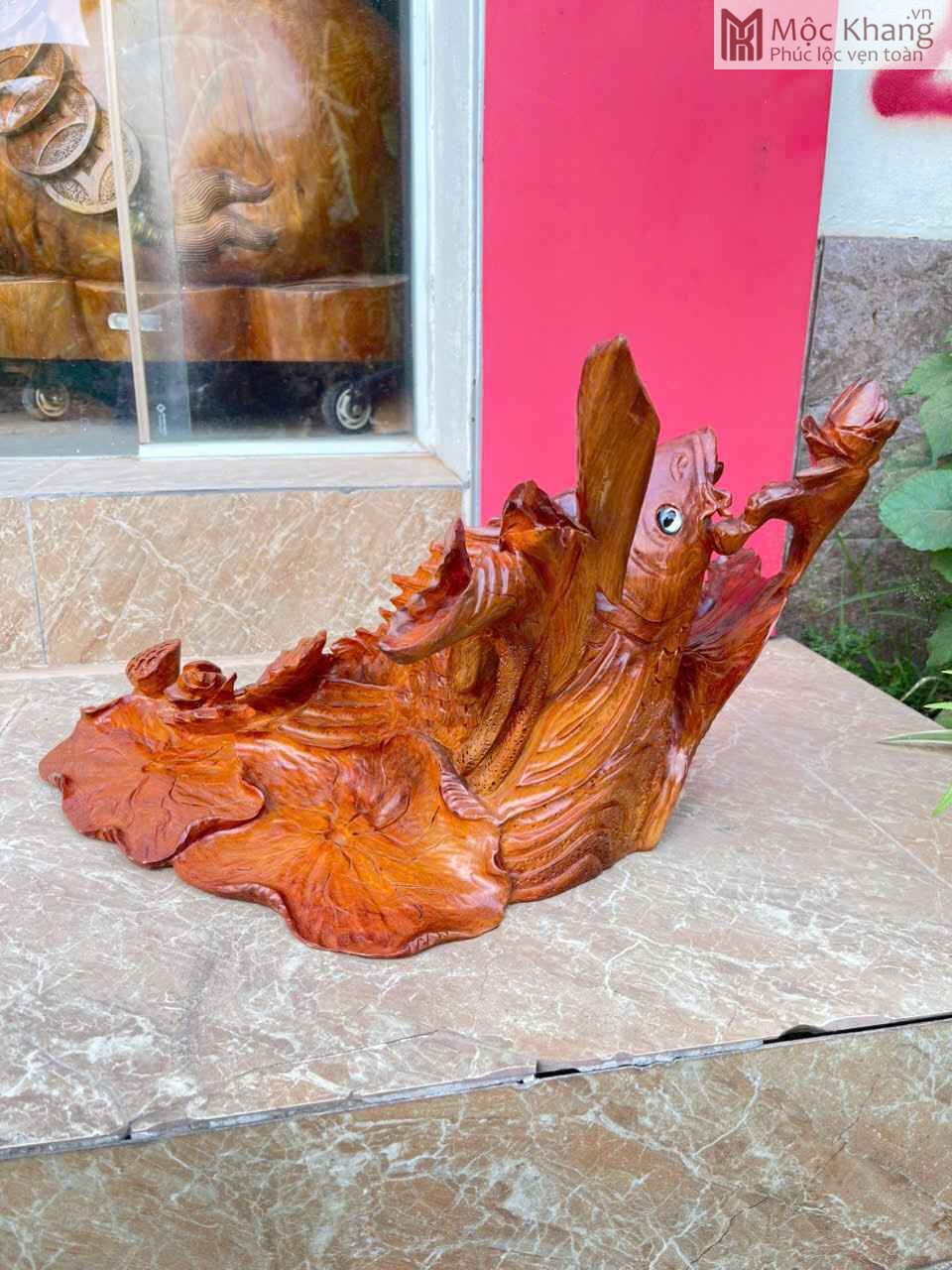 tuong-ca-chep-go-huong-ngang-55cm (3) tuong-ca-chep-go-huong-ngang-55cm