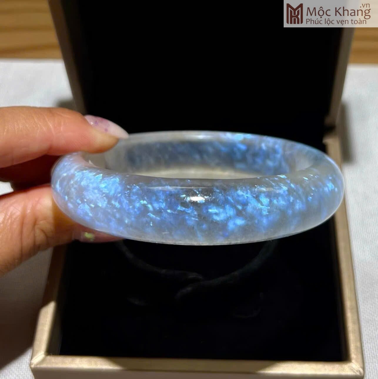 vong-tay-da-mat-trang-moonstone-ni-59-2mm (2) vong-tay-da-mat-trang-moonstone-ni-59-2mm